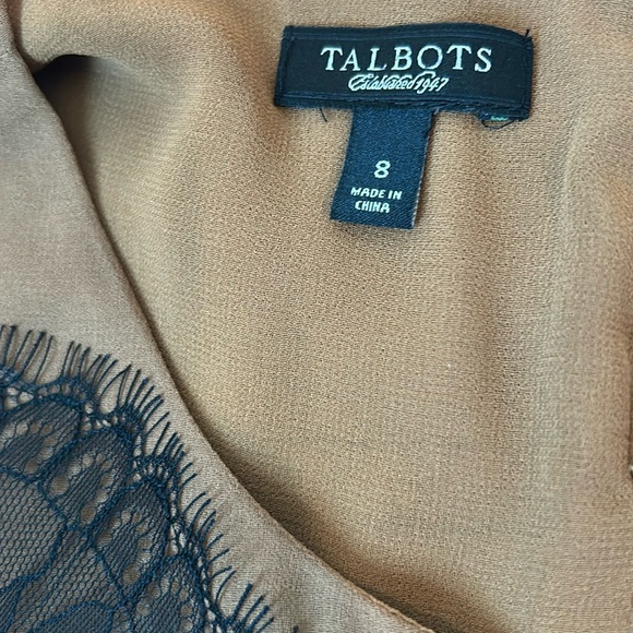 Talbots Elegant Sleeveless Cami Tank Top Black Lace Overlay Appliqué size 8 - Picture 5 of 6